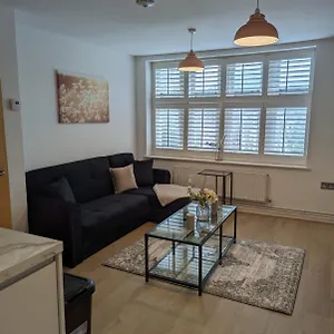 2-bed Heart Of Apartment Cardiff